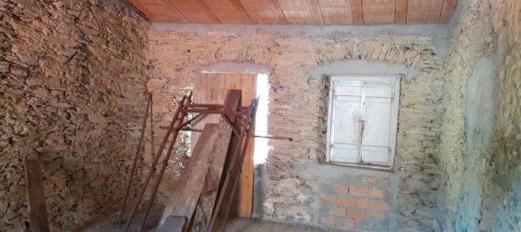 15-salle Maison à Ne, Italy No. 122603 8