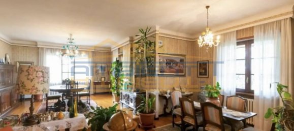 5-Zimmer Villa in Merate, Italy, Nr. 235197 8