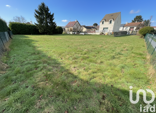  قطعة أرض في Villecresnes, France 721متر مربع رقم 321606