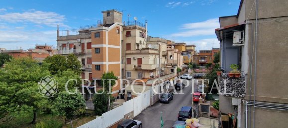 Дуплекс с 4 комнатами в Рим, Италия № 202102 16