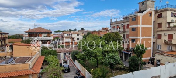 Дуплекс с 4 комнатами в Рим, Италия № 202102 18