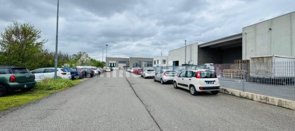 Entrepôt à Carnate, Italy 5000m² No. 340515 8