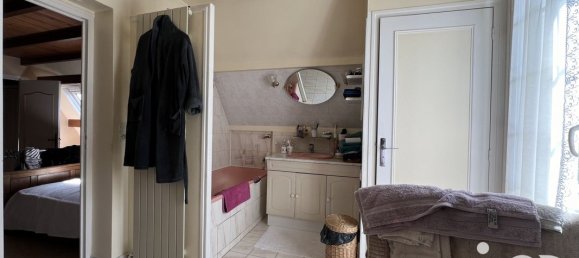 Casa de 3 dormitorios en Precy-sur-Oise, France No. 72100 8