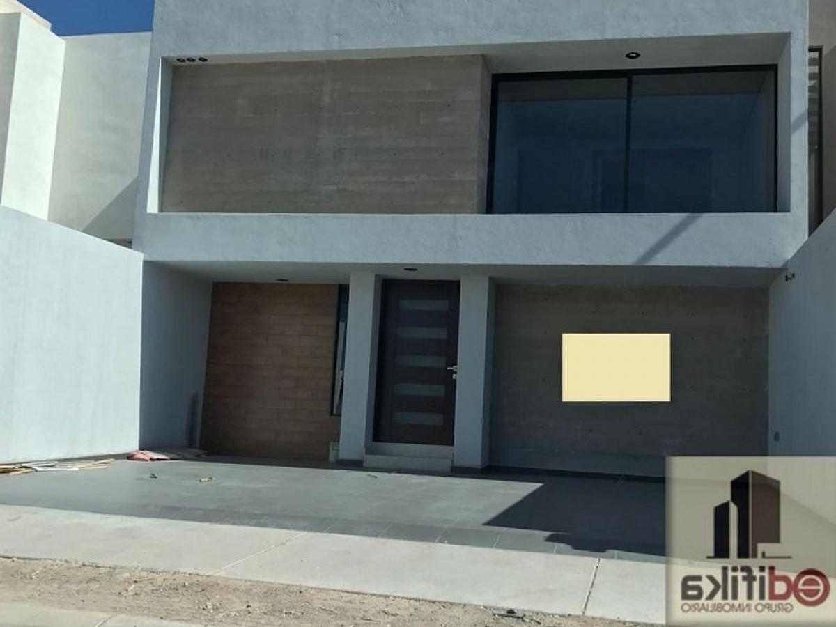 3 bedrooms House in San Luis Potosi, Mexico No. 170013