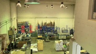  مستودع في Coslada, Spain 335متر مربع رقم 205722