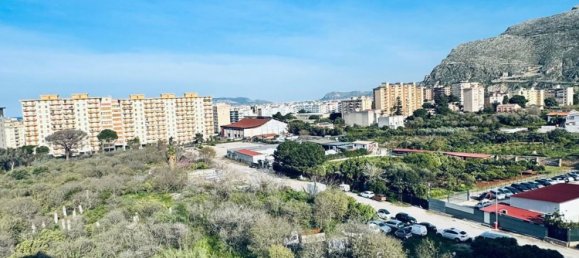 Apartamento de 4 divisões em Palermo, Italy N.º 45527 45