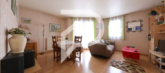 1 bedroom Apartment in Evry, France No. 318537 2