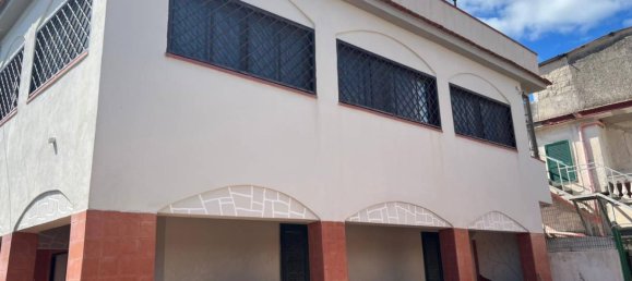 Вилла с 4 спальнями в Кастель Вольтурно, Италия № 285840 23