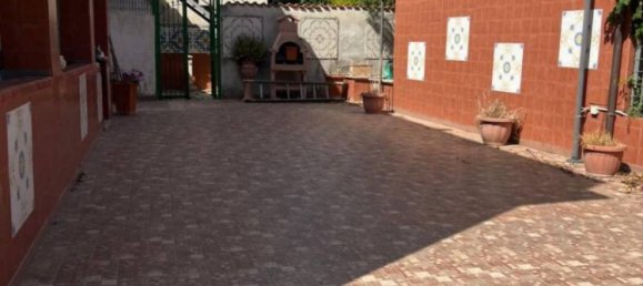 Вилла с 4 спальнями в Кастель Вольтурно, Италия № 285840 26