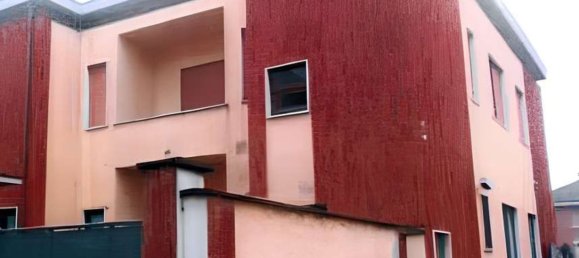 3 rooms Apartment in Casorezzo, Italy No. 94519 2