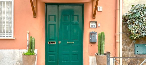 2 rooms Apartment in Rome, Italy No. 31182 10