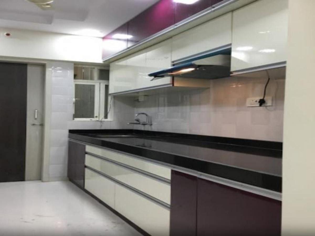 Дом с 2 спальнями в Мумбаи, Индия № 2411