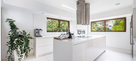 Casa de 4 dormitorios en Santa Maria da Feira, Portugal No. 18359 38