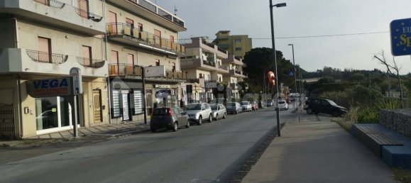 2 bedrooms Apartment in Villafranca Tirrena, Italy No. 177237 3