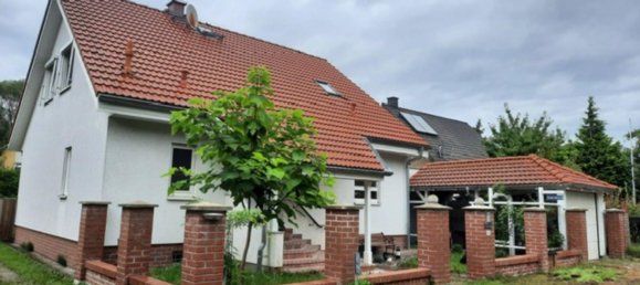 5 rooms House in Alt-Hohenschonhausen, Germany No. 23178 2