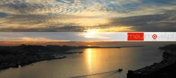 3 bedrooms Apartment in Porto, Portugal No. 107943 9