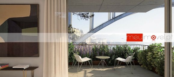 3 bedrooms Apartment in Porto, Portugal No. 107943 7