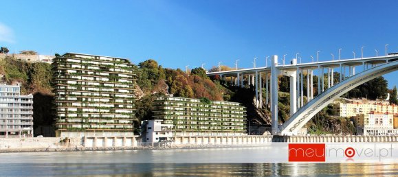 3 bedrooms Apartment in Porto, Portugal No. 107943 4