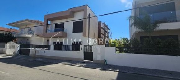 5 Schlafzimmer Schlösser in Seixal, Portugal, Nr. 313585 39