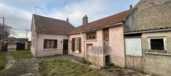 3 bedrooms Townhouse in Gelannes, France No. 63092 4