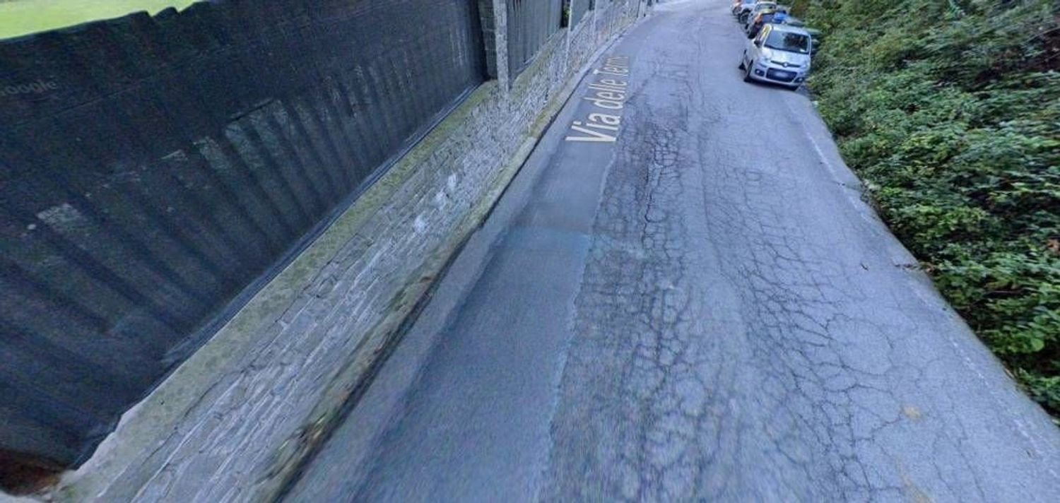 Propiedad comercial en Roccaforte Mondovì, Italy 450 m² No. 272831