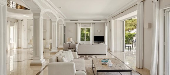 10 bedrooms Villa in Antibes, France No. 1438 3