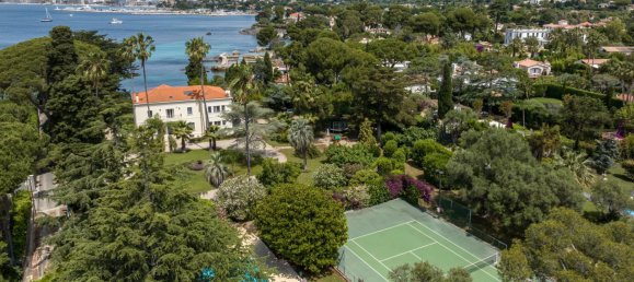 10 bedrooms Villa in Antibes, France No. 1438 10