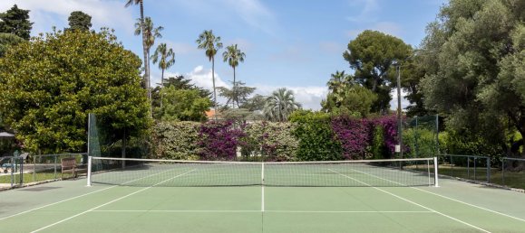 10 bedrooms Villa in Antibes, France No. 1438 25