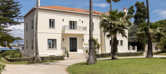 10 bedrooms Villa in Antibes, France No. 1438 19
