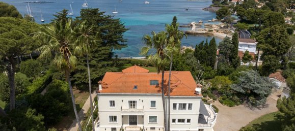 10 bedrooms Villa in Antibes, France No. 1438 4