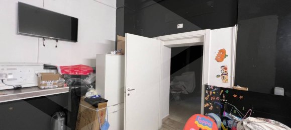 1غرفة عقار تجاري في Bari, Italy رقم 18431 5