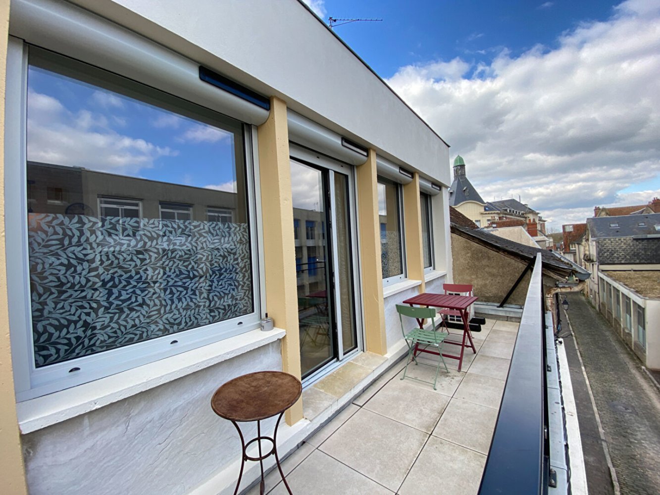 2 chambres Appartement à Bourges, France No. 73570