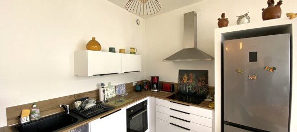 2 chambres Appartement à Bourges, France No. 73570 6