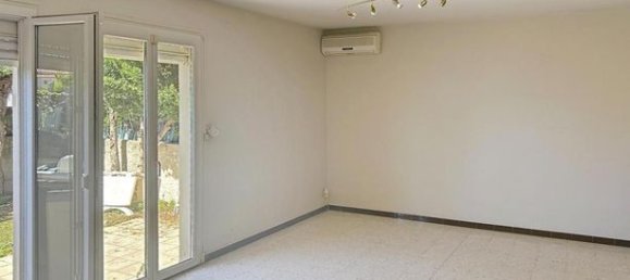 4 bedrooms Villa in Perpignan, France No. 279125 3