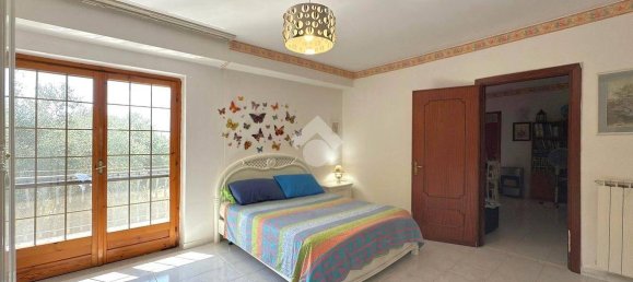 2 bedrooms Villa in Sermoneta, Italy No. 301205 7