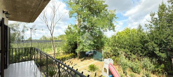 2 bedrooms Villa in Sermoneta, Italy No. 301205 3