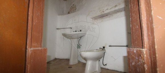 2 bedrooms House in Fundao, Portugal No. 33613 5