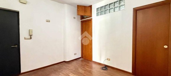 1 bedroom Apartment in Pozzuoli, Italy No. 279300 2