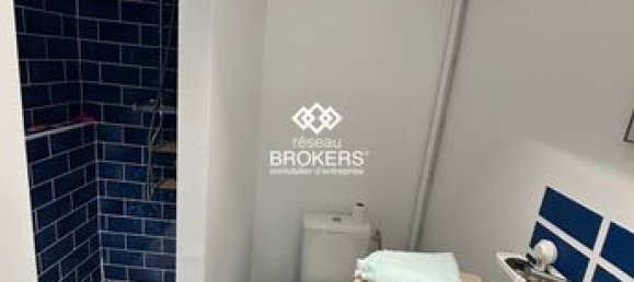 92m² Commercial property in Paris, France No. 280217 5