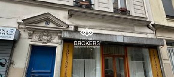 92m² Commercial property in Paris, France No. 280217 2