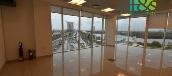 276.9m² Office in Ras Al Khaimah, UAE No. 25158 8