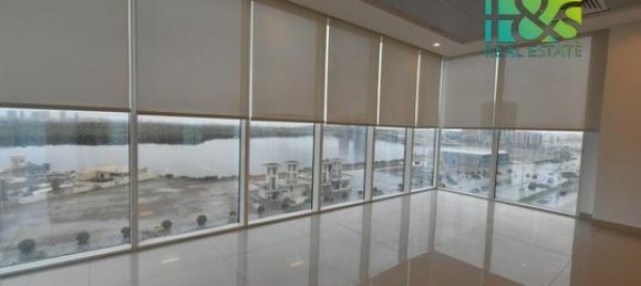 276.9m² Office in Ras Al Khaimah, UAE No. 25158 5