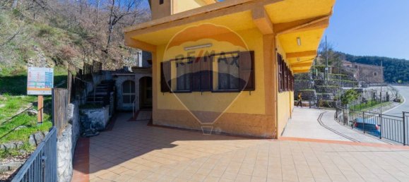 12 rooms Commercial property in Pacentro, Italy No. 346093 15
