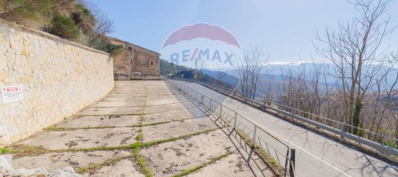 12 rooms Commercial property in Pacentro, Italy No. 346093 7
