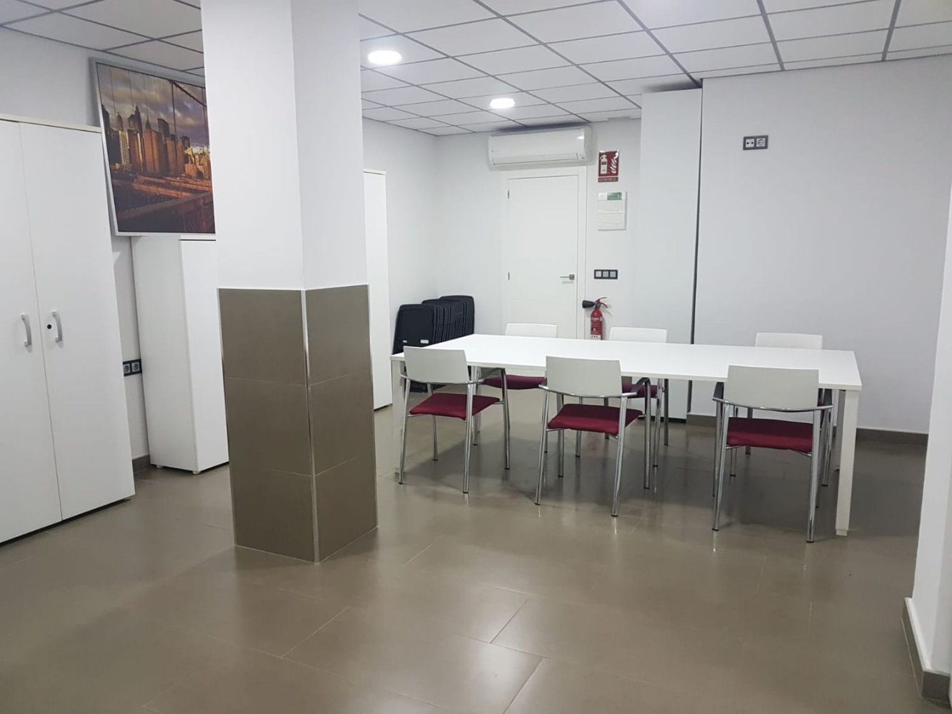 Коммерческая недвижимость 72м² в Бенидорм, Испания № 256149