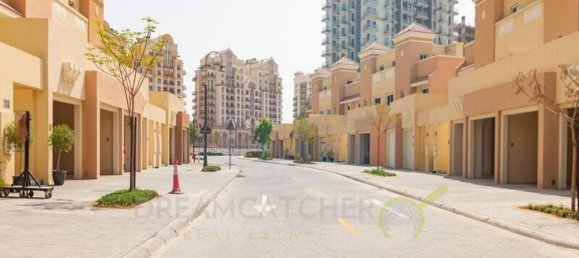 4 bedrooms Townhouse in Dubai Sports City, UAE No. 204 5