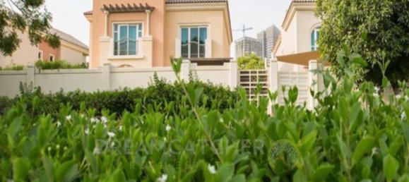 4 bedrooms Townhouse in Dubai Sports City, UAE No. 204 8