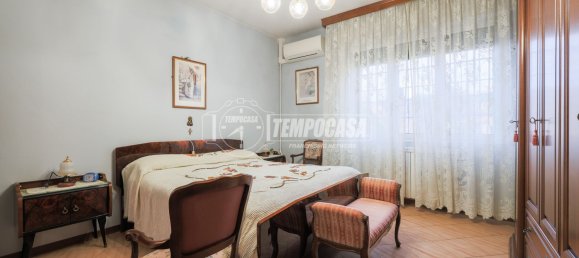 Apartamento de 3 dormitorios en Sasso Marconi, Italy No. 16775 17