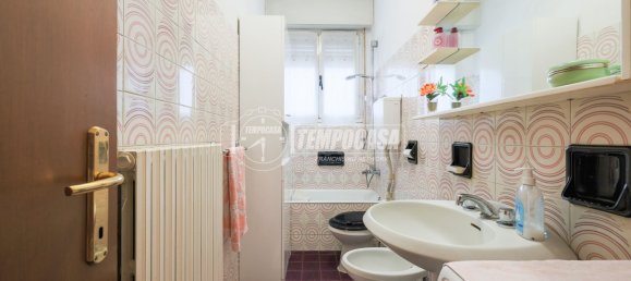 Apartamento de 3 dormitorios en Sasso Marconi, Italy No. 16775 22