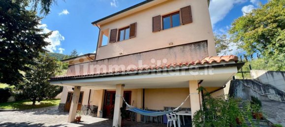 4 غرف نوم فيلا في Fabriano, Italy رقم 79763 29